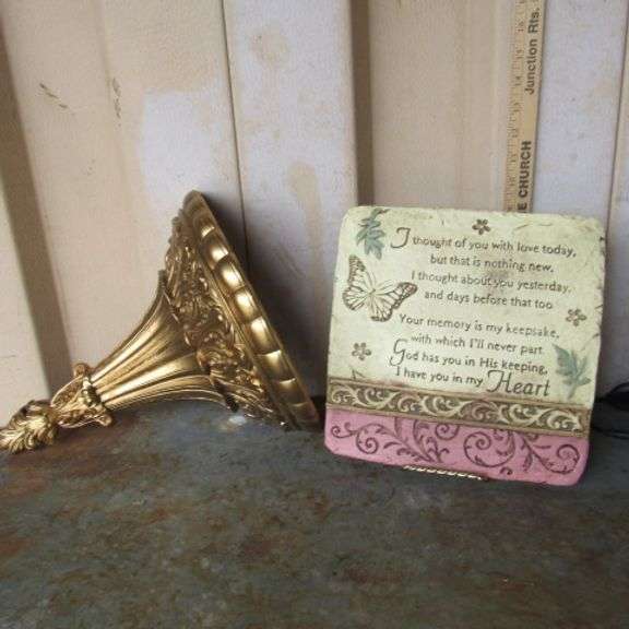 Decorative stepping stone 10x10 with holder and plastic wall sconce