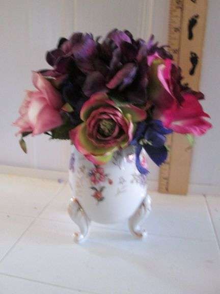 Porcelain Hand Painted Footed Egg