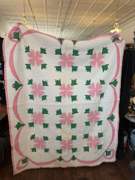 Ohio Rose Appliquéd Quilt