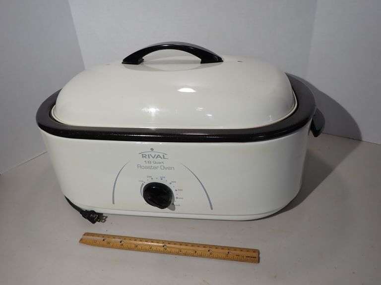 Rival 18qt Roaster Oven with Buffet Server - Like new w/original box