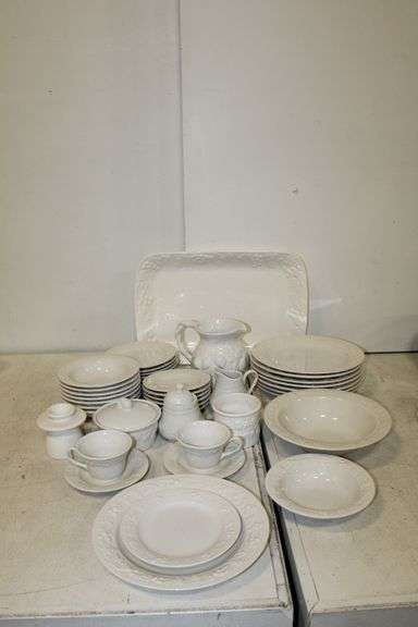 Home Laughlin China Set