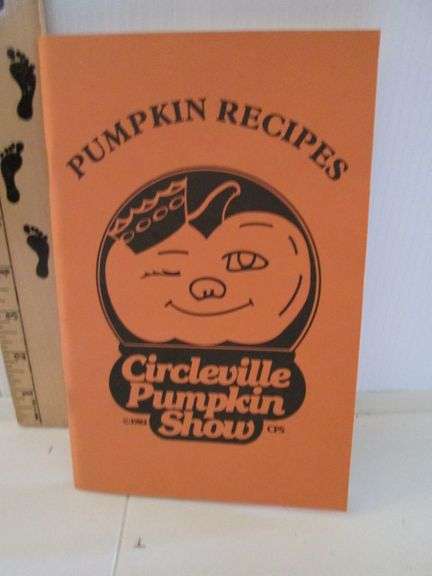 1982 Pumpkin Recipes Circleville Pumpkin Show Cookbook