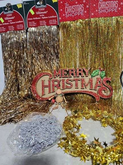 Plastic Christmas Hanger, Ornaments, & Icicles