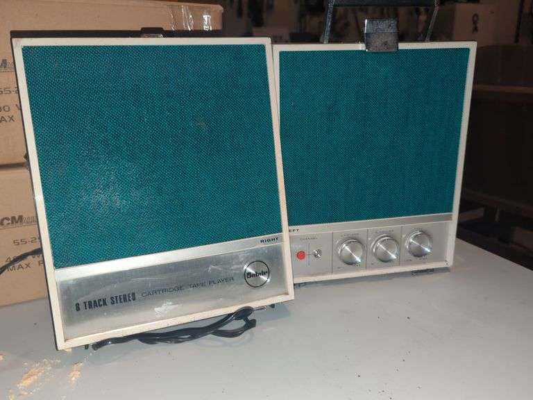 Belair 394 Solid State Portable 8 Track Stereo Player