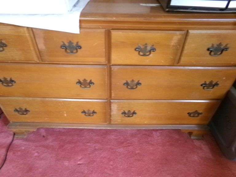 Dresser, VHS Tape Holders