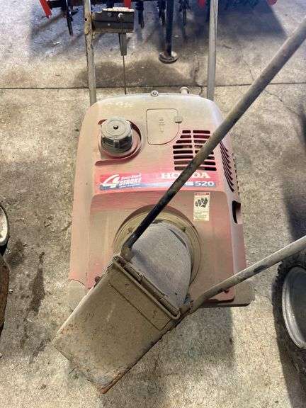 Honda HS520 4 Stroke OHC Snow Blower