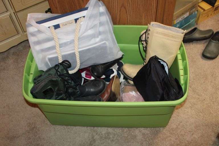 Women's Shoes & Boots