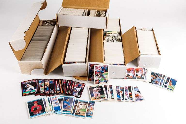 Large Collection of 1990's Baseball Cards