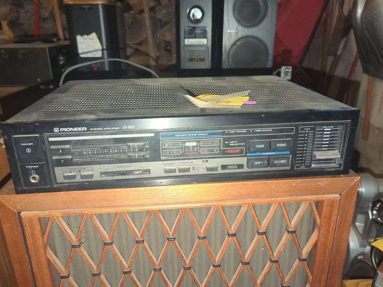 Pioneer SA-1060 Stereo Integrated Amplifier