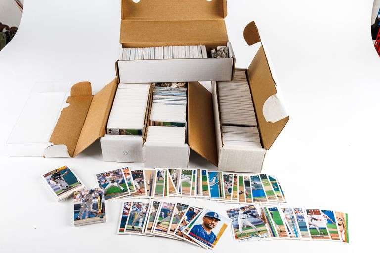 Large Collection of 1993 Upper Deck Baseball Cards