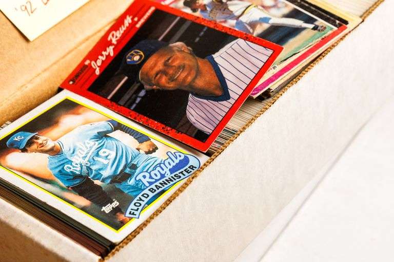 Large Collection of Baseball Cards