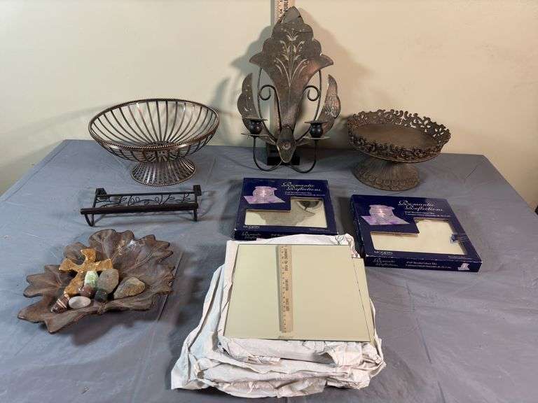 VTG Mirror & Metal Decor