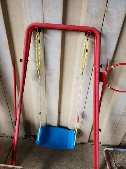Toddler Swing With Basketball HOOP
