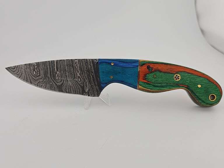 Damascus Hunting Knife w/ Leather Sheath