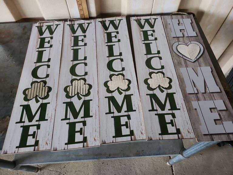 4 Welcome Signs 1 Home Sign 23.5'' x 6''