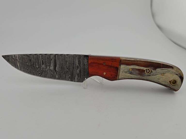 Damascus Hunting Knife w/ Leather Sheath
