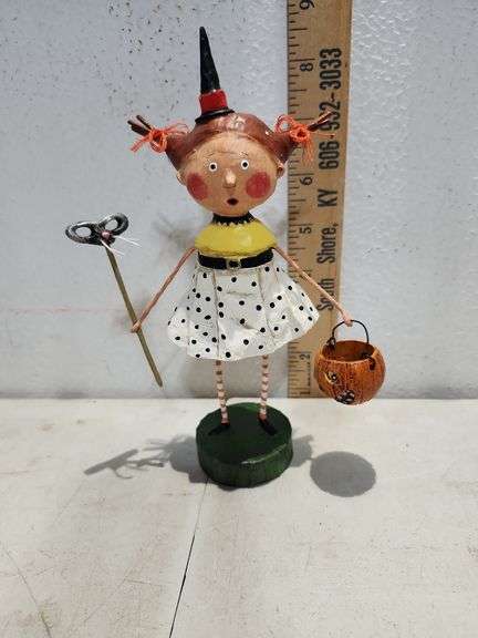 New in Box Lori C Mitchell ESC Flirty Gertie Figure