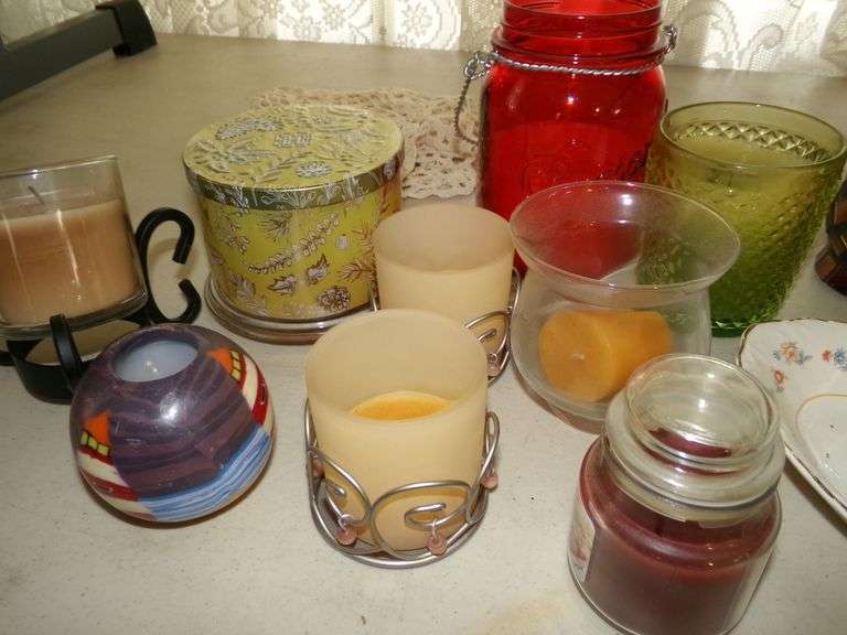 Candles, Mini Plates, Decorative Items.