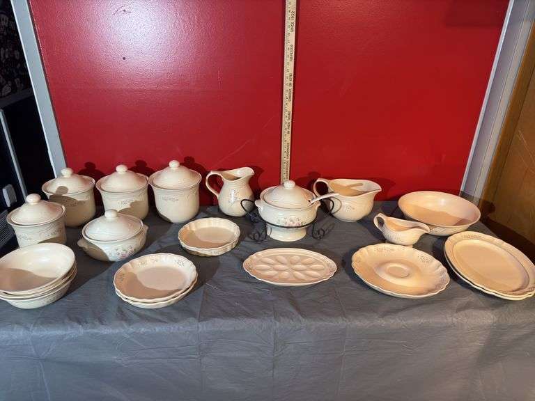Pfaltzgraff Servingware