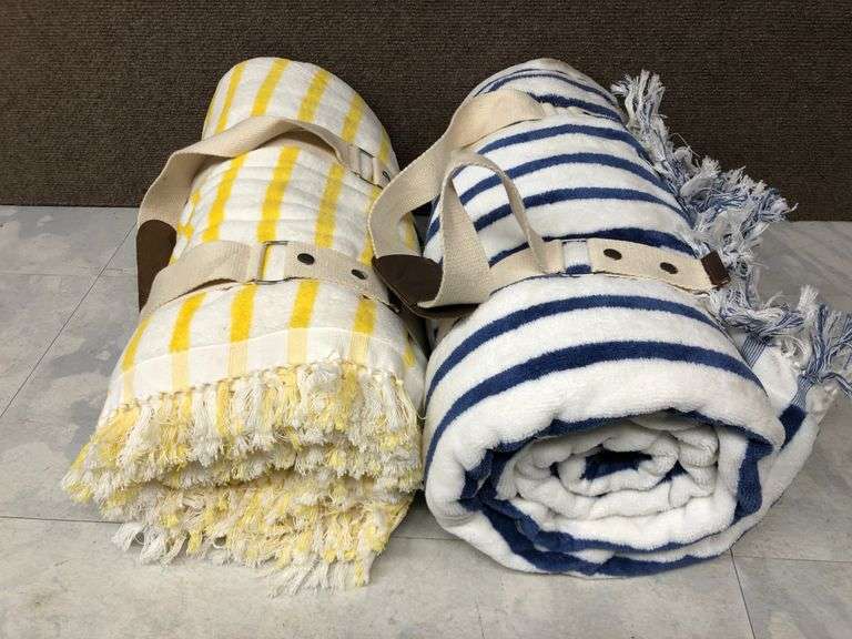 Rolled Towel Blankets
