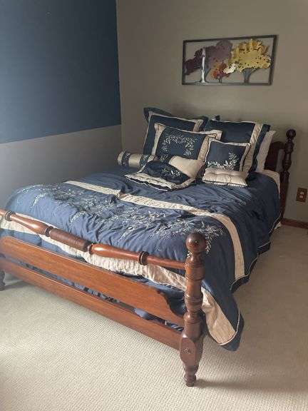 Vintage full size bed with linens