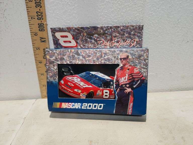 NASCAR 2000 Dale Earnhardt Jr.  8 Playing Cards in Tin