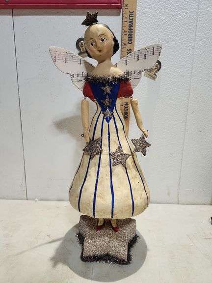 New in Box Nicol Sayre ESC American Angel Figure