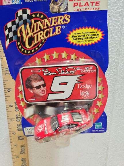2001 Winners Circle Bill Elliott
