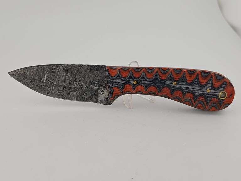Damascus Hunting Knife w/ Leather Sheath