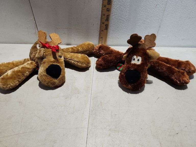 2 Stuffed Reindeer