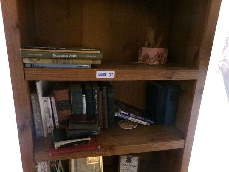 Bookshelf With Contents 6FT x 30W.