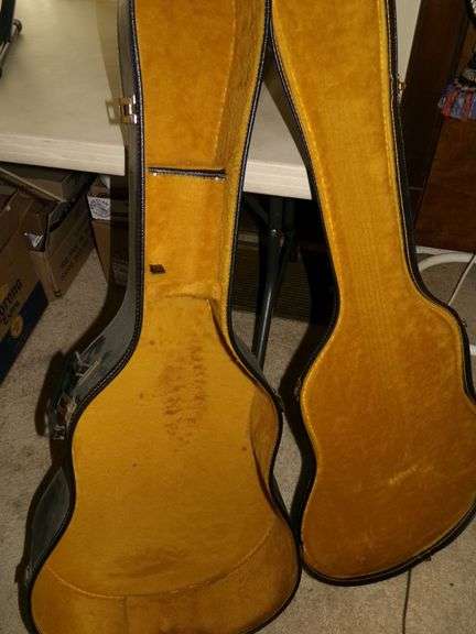 Music Stand, Guitar Stand, Empty Guitar Case