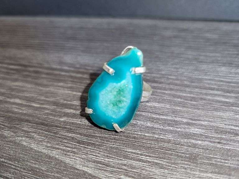 Smooth Geo Turquois Ring set in Sterling Silver .925
