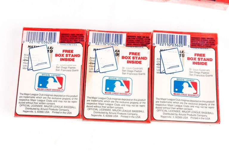 1990 Cincinnati Reds MLB Card Collector Boxes