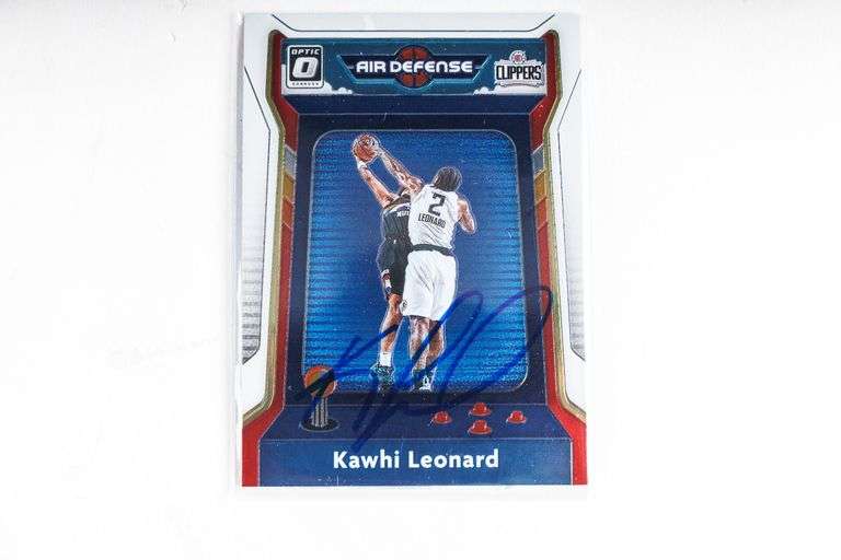 Kawhi Leonard Signed Basketball Card