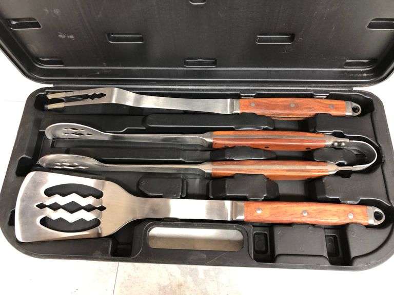 Grilling Utensils Set