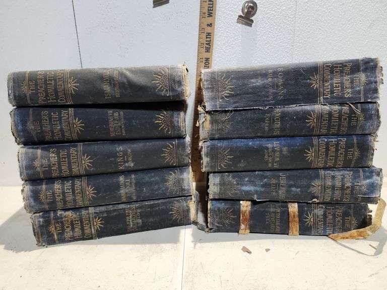 1892 Funk and Wagnalls Company The Preachers Complete Commentary on the Old Testament has 12 Books A
