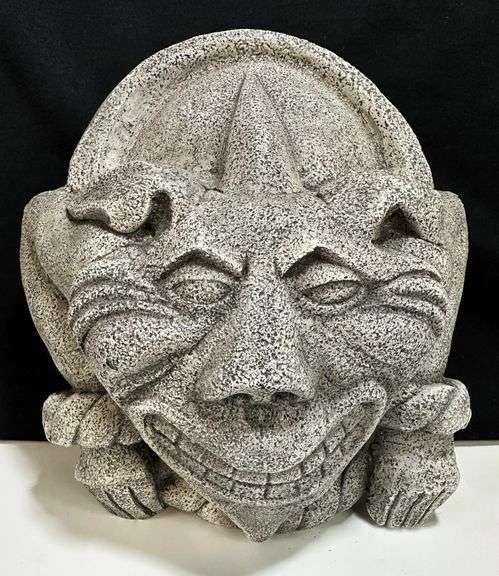 1993 Facsimilie Ltd Gargoyle Heavy Plaster Wall Art