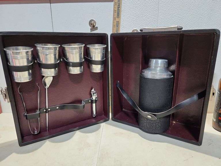 Bar Drink Mixing Case