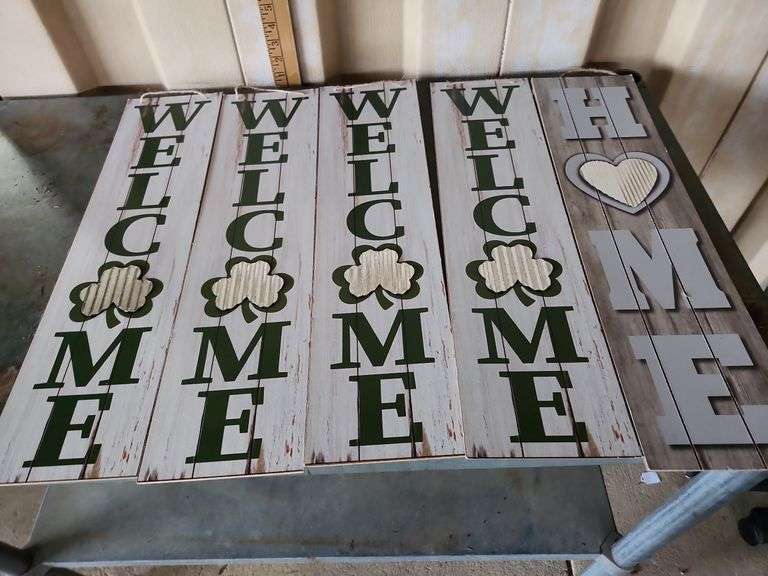 4 Welcome Signs 1 Home Sign 23.5'' x 6''