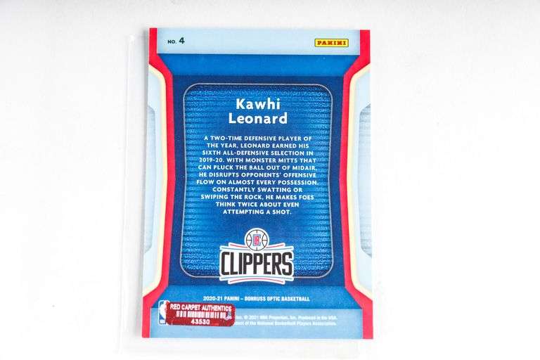 Kawhi Leonard Signed Basketball Card