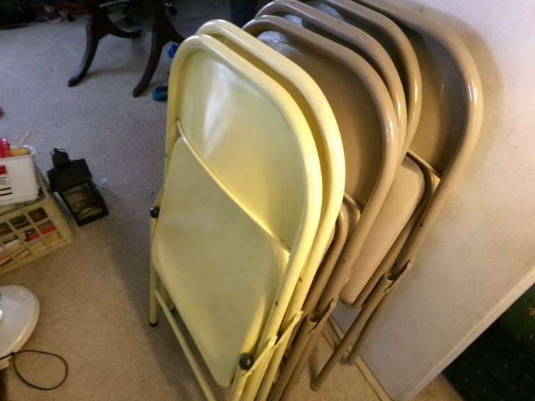 Folding Table 36 x 20 With 6 Medal Chairs