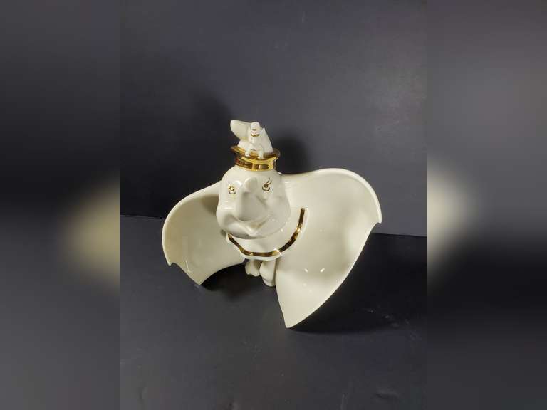 Dumbo Disney Showcase Collection - Lenox