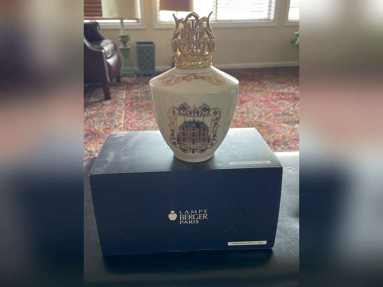 Coffret d'une lampe Berger modèle spirale givrée et vent d'océan - La