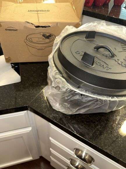 OVERMONT 9 quart Cast iron lidded cookware