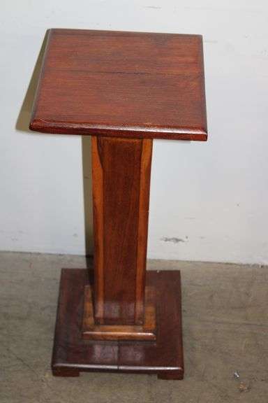 Mission Display Pedestal