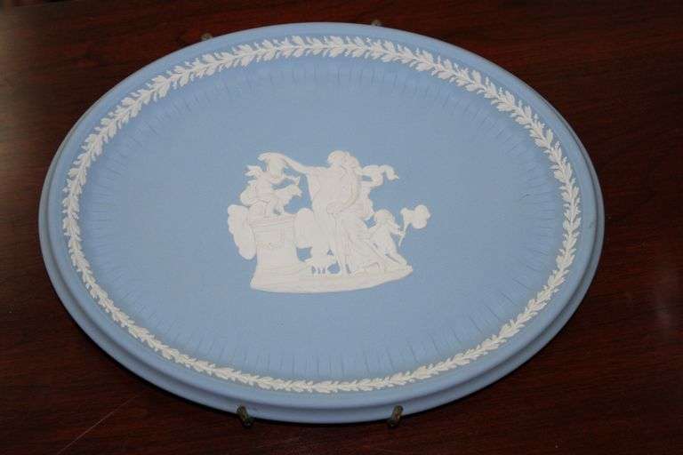 Premium AI Image | Classic Wedgwood Jasperware Vase