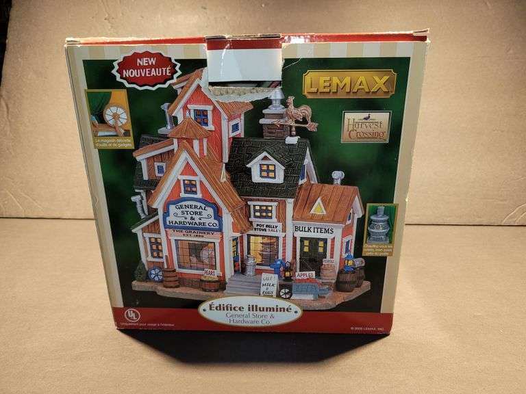 Lemax - Santa's Workbench Collection