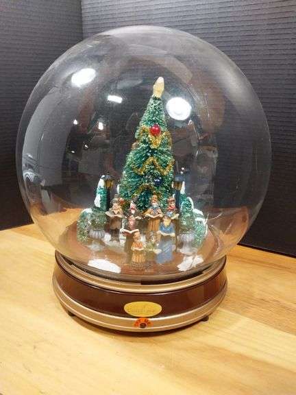 Holiday choir in globe