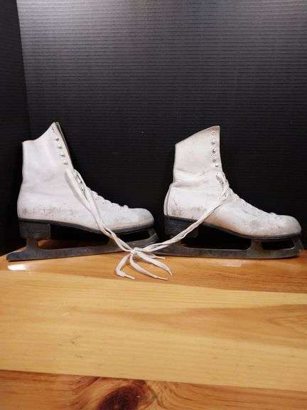 Vintage skates